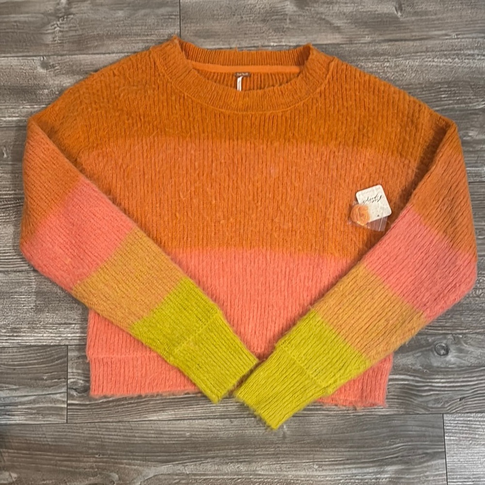 NWT FREE PEOPLE AUTUMN SKY Vibrant Orange and Pink Crew Neck Sweater Size L